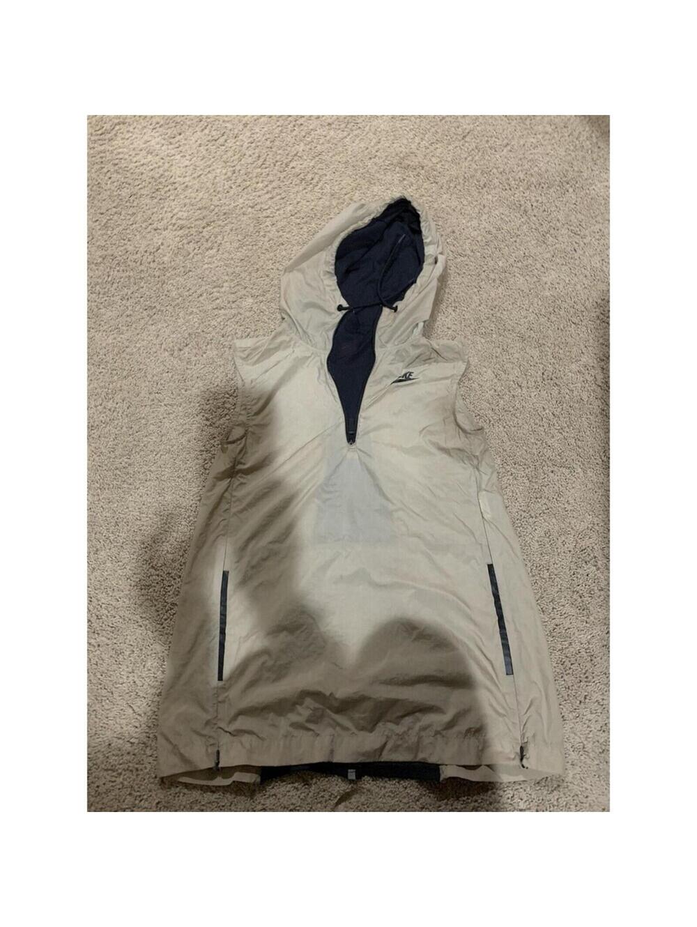 Women's NIKE beige hooded windbreaker west XS X SMALL hooded multiple zippers